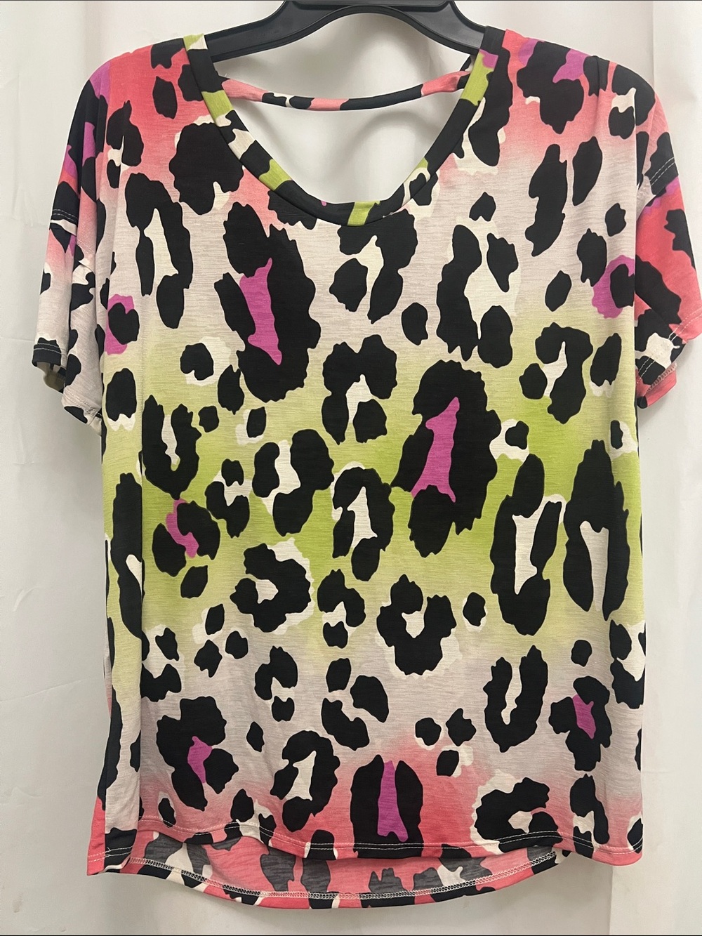 Women's Short Sleeve Leopard Print Top in Pink & Green